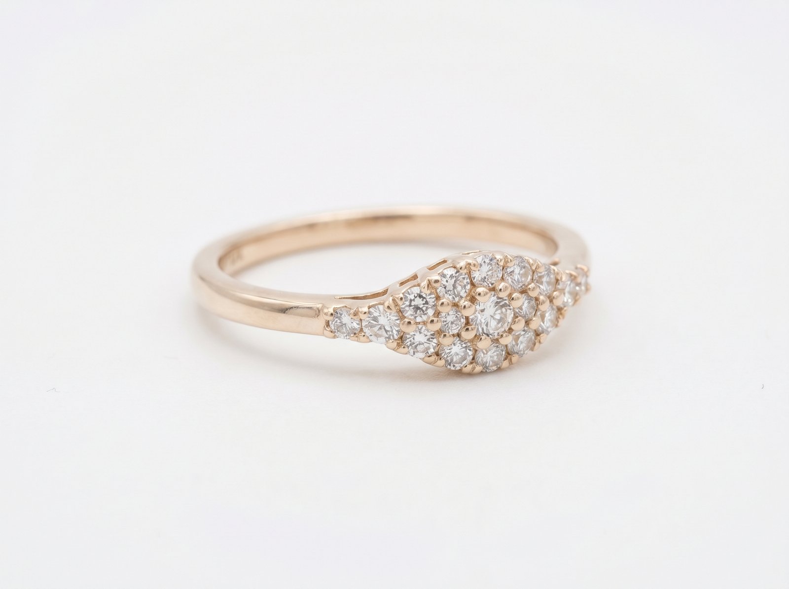 9K gold ring with small diamonds